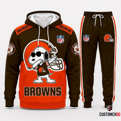 Cleveland Browns - Snoopy NFL 32-Team Fan Tracksuit Set — Hoodie & Jogger Pants