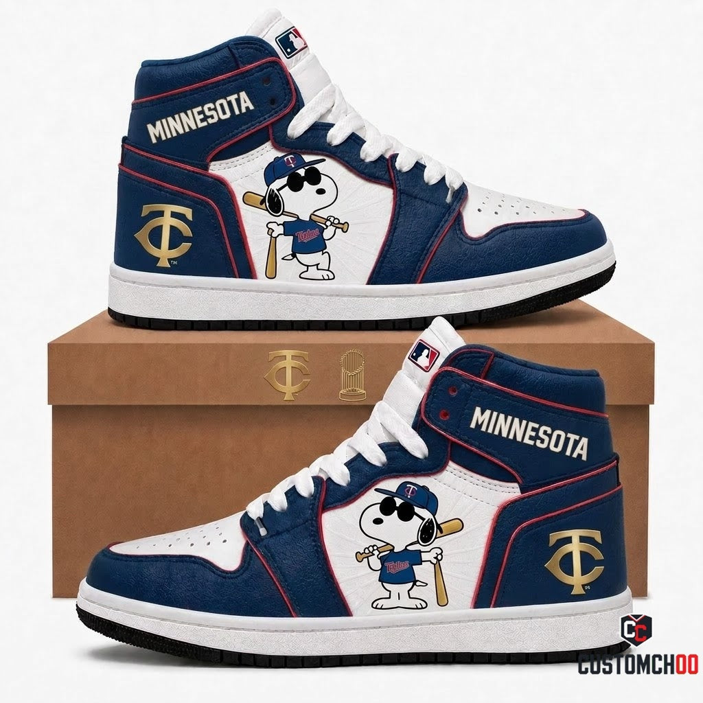 Minnesota Twins - Snoopy MLB 30-Team Fan Canvas High Top Sneakers (Snoopy baseball fan canvas high top sneakers)
