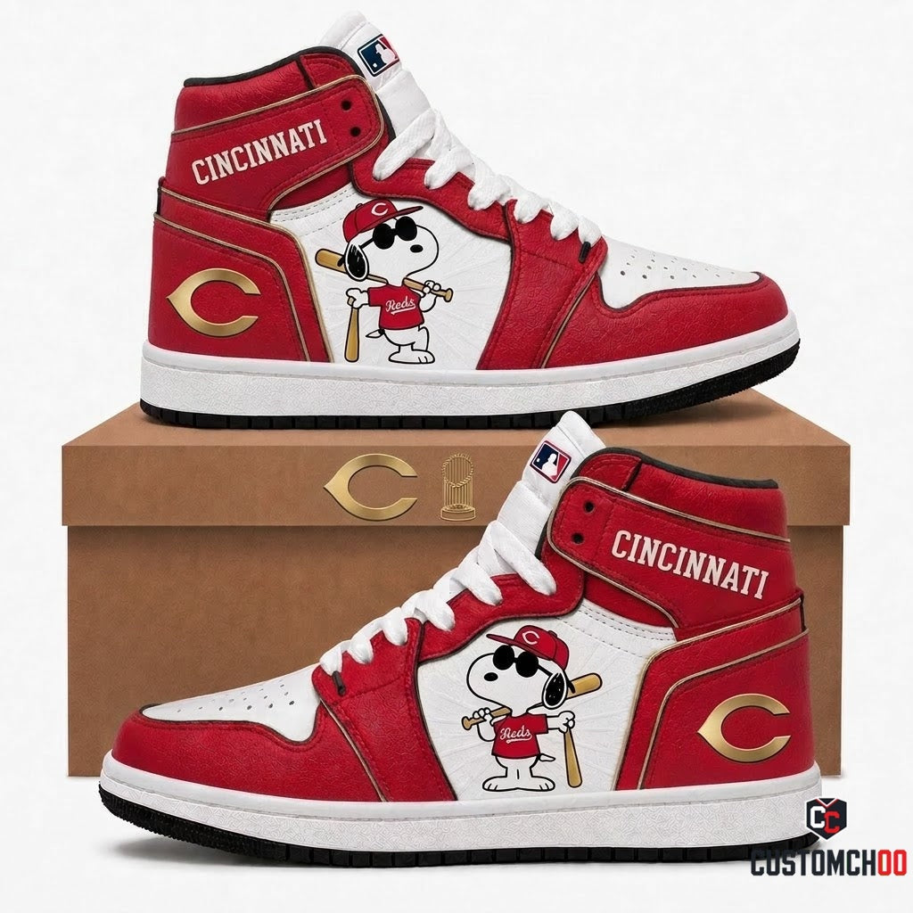 Cincinnati Reds - Snoopy MLB 30-Team Fan Canvas High Top Sneakers (Snoopy baseball fan canvas high top sneakers)