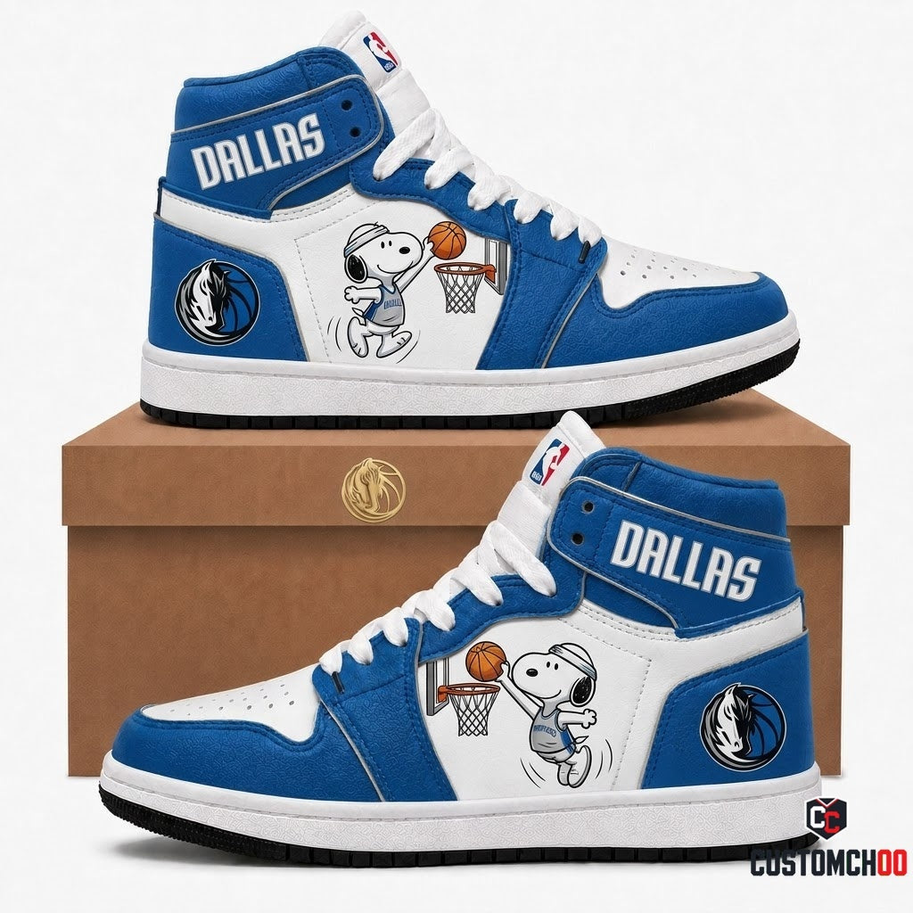 Snoopy NBA 30-Team Slam Dunk Edition Canvas High Top Sneakers - Dallas Mavericks